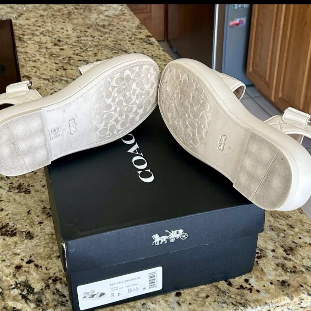 Coach Peyton Double Buckle Flatform sandals Chalk Leather SZ 8 B - Picture 3 of 12